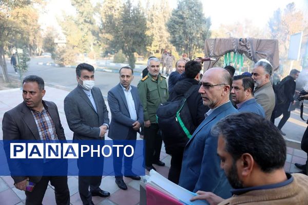 قدم‌هایی به سوی خاطره‌ها؛ 