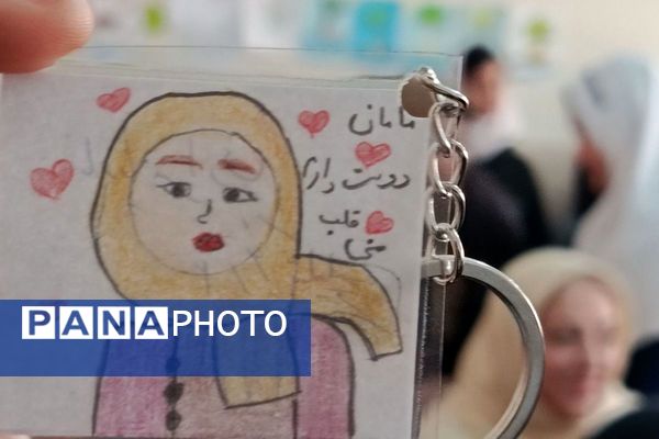 جشن ولادت بانوی دو عالم در دبستان وحیدکیهانی 