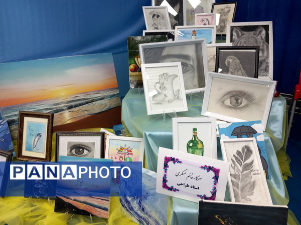 نمایشگاه دست سازه های هنری دختران آفتاب در دالقرآن سازمان فرهنگی شهرداری اسلامشهر
