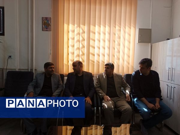 بازدید  رئیس مرکز حراست وزارت آموزش و پرورش از خدمت‌رسانی به زائران در مشهد