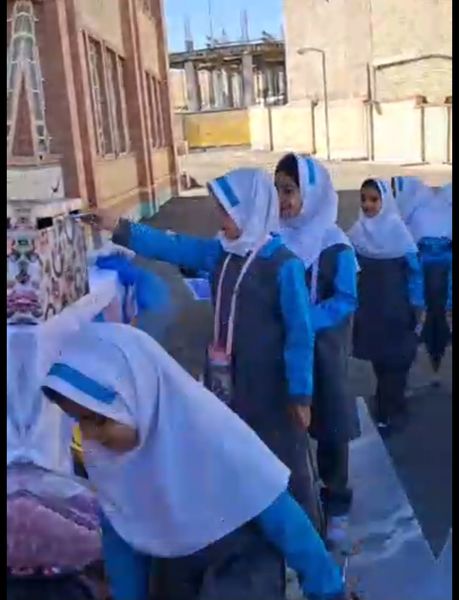 جشن عاطفه‌ها در مدارس چاراویماق