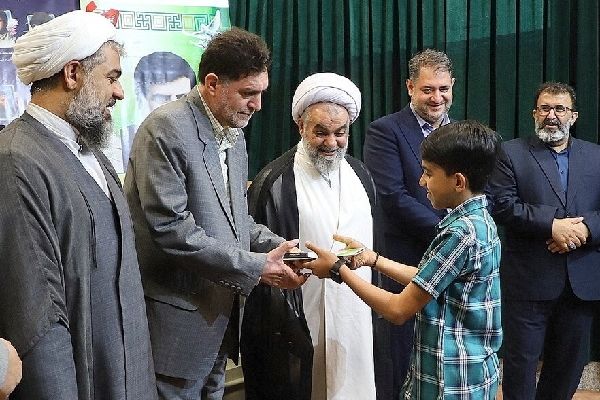 دو خبرنگار پانا استان قم رتبه‌های برتر رویداد رسانه‌ای میثاق را کسب کردند