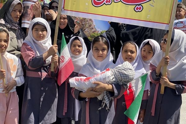 حضور دانش‌آموزان مه‌ولات در راهپیمایی روز قدس به یاد کودکان غزه