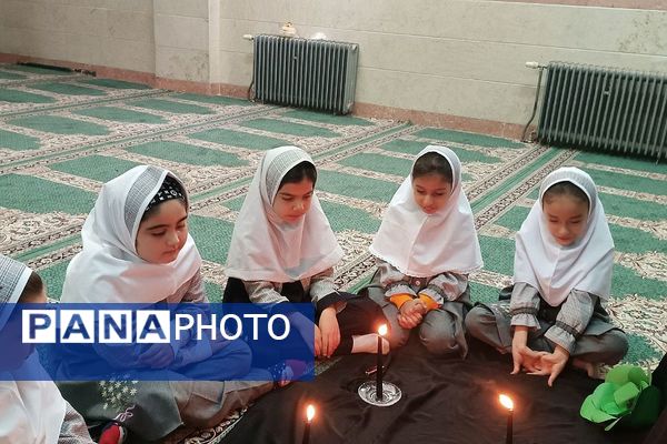 ادای احترام دانش آموزان به کودکان فلسطین و شهید حسن نصرالله