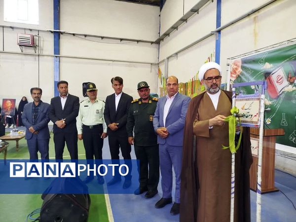 آیین زنگ مهر و مقاومت در مهریز