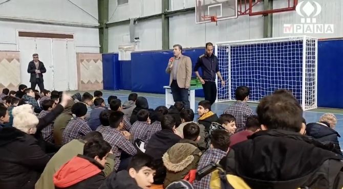مراسم نیمه شعبان در دبیرستان شهید صدر کهک 