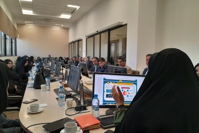 کارگاه توانمندسازی مدیران در ناحیه سه مشهد مقدس
