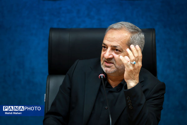 آیین انعقاد تفاهم‌نامه احداث و تجهیز مدارس از محل مسئولیت اجتماعی