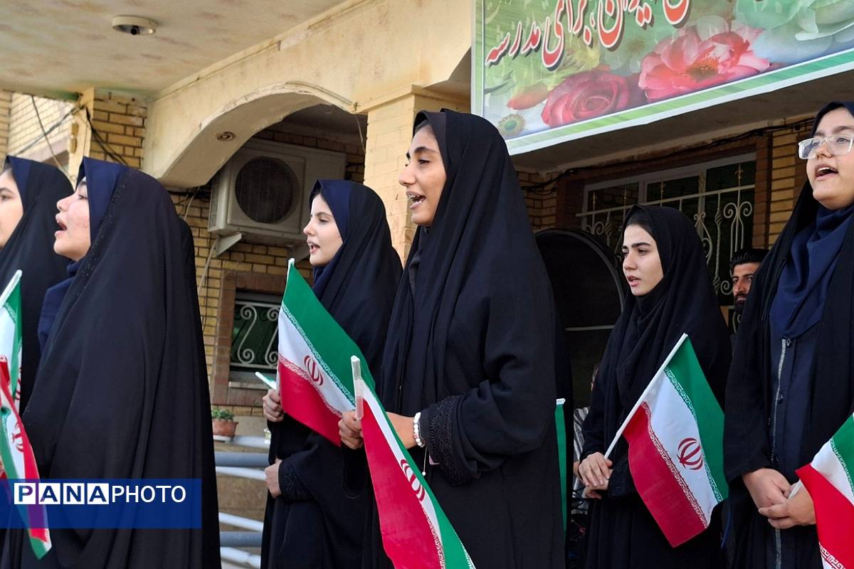 زنگ آغاز سال تحصیلی جدید در مدارس نواخته شد