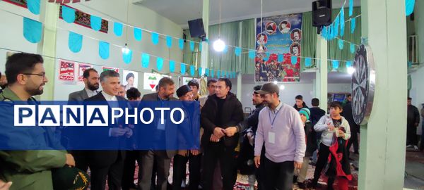 برگزاری مسابقات دارت در جشن بزرگ ۲۲بهمن در روستای اسلام آباد شیروان 
