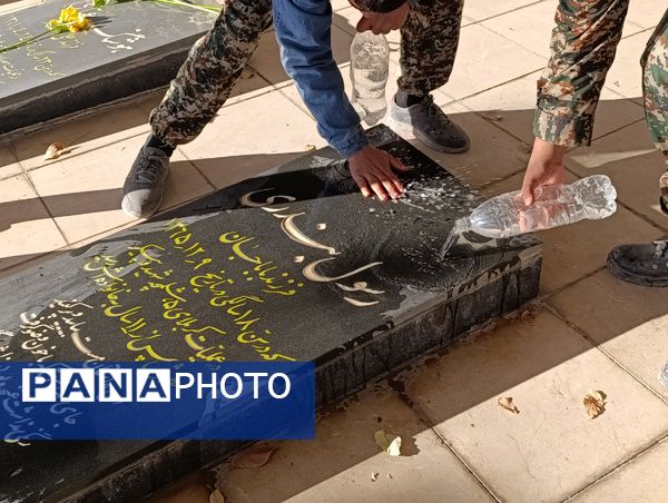 اجرای طرح لاله‌های روشن در آموزشگاه شیخ فضل‌الله نوری 