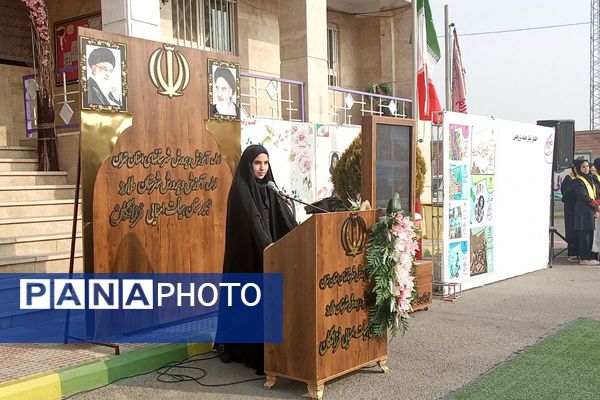 مدرسه فرزانگان ملارد میزبان نمایشگاه دستاوردهای علمی دانش‌آموزان
