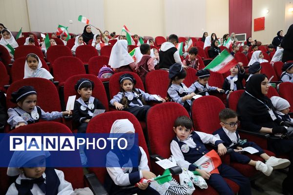 جشن غنچه‌ها در آذربایجان غربی