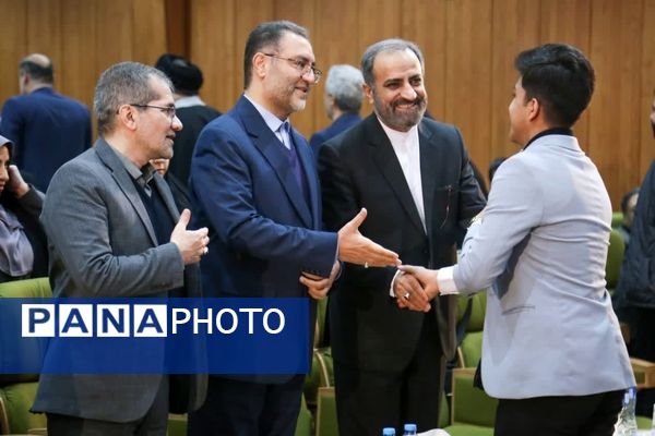 همایش «مکتب مقاومت، مکتب آرمانی»