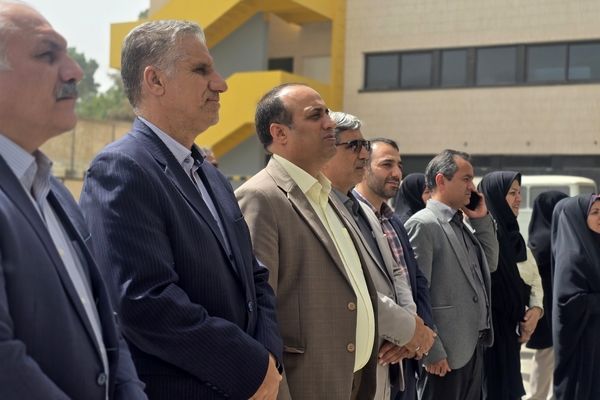 توزیع ۲۸ هزار قلم تجهیزات آموزشی در مدارس استان اصفهان