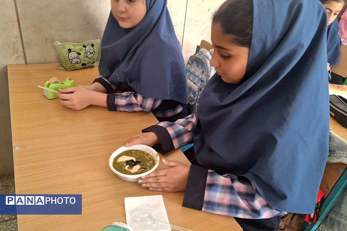 مراسم ویژه شهادت حضرت فاطمه زهرا (س) در مدرسه نرگس پردیس