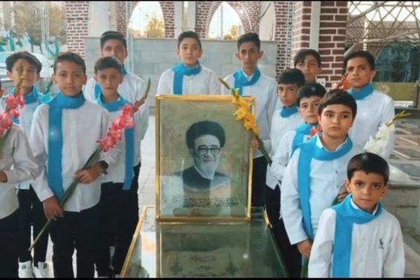 انتشار سرود «شهیدان» به مناسبت هفته دفاع مقدس در صوفیان