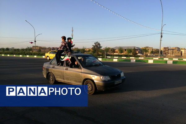 شادی مردم قم از حمله سپاه به مراکز رژیم صهیونیستی 