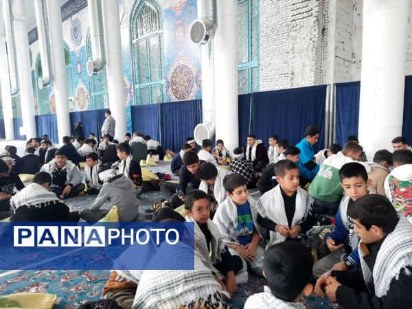 برگزاری اجتماع بزرگ حلقه صالحین در مصلی کرج 