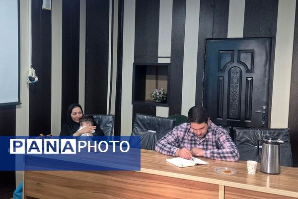 جلسه توانمندسازی نیروی های جدید الاستخدام حوزه پرورشی اداره آموزش و پرورش کهریزک 