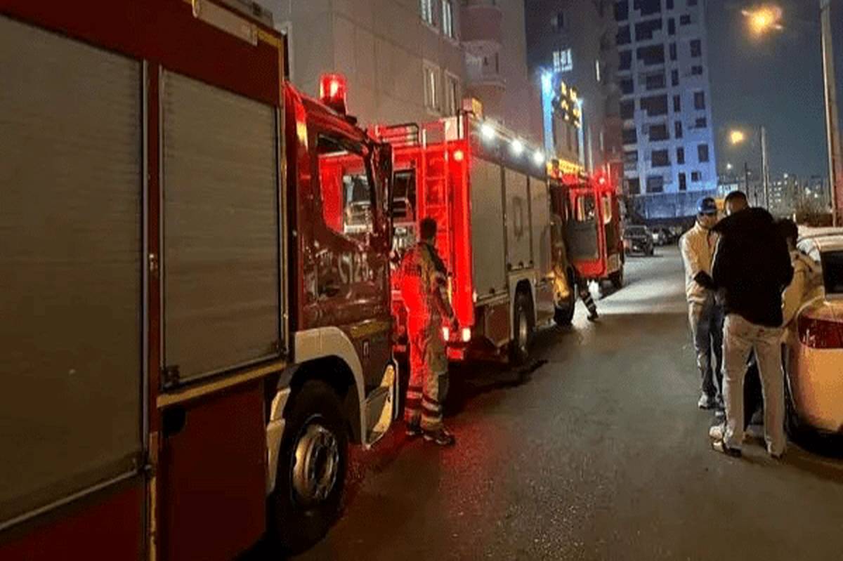 آتش سوزی مجتمع مسکونی ۵۴ واحدی در شهرک راه آهن تهران 