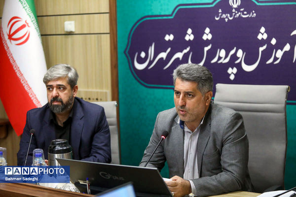 مراسم تجلیل از دانش آموز خبرنگاران شهر تهران