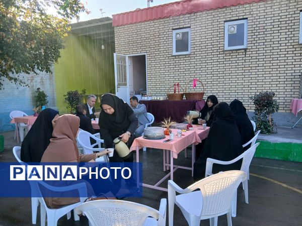 کافی شاپی به وسعت آرزوهای فاطمیه