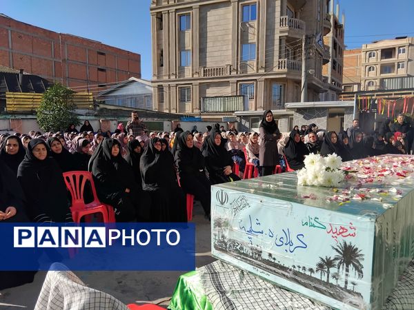 دبیرستان نجم میزبان پیکر یک شهید گمنام شد