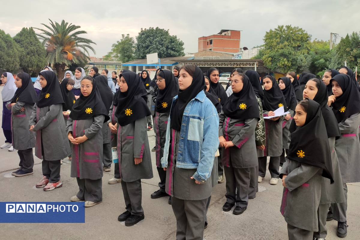 بزرگداشت روز حافظ در دبیرستان فرزانگان قائمشهر