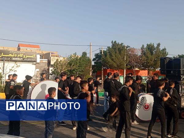 آیین زنجیر زنی در عصر تاسوعا در شهر عشق آباد