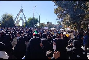 حضور پرشور مردم دلفان در راهپیمایی ۱۳ آبان؛ فریاد استکبارستیزی طنین‌انداز شد