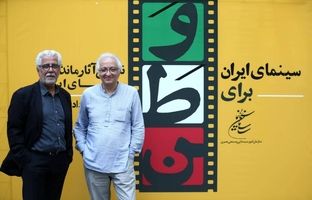 احمدرضا درویش: همه‌ ما این روزها به ایران فکر‌ می‌کنیم