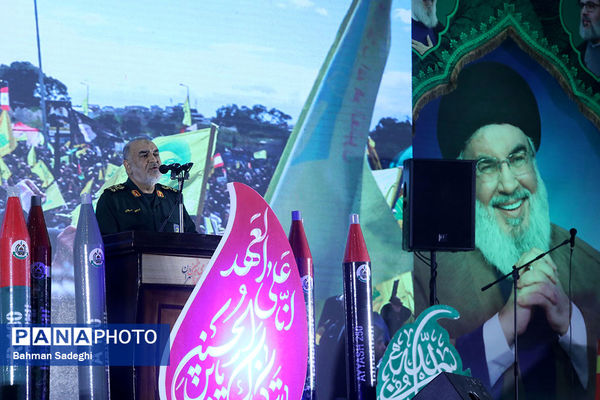 مراسم گرامیداشت شهید سیدحسن نصرالله همزمان با تشییع شهدا در لبنان - تهران