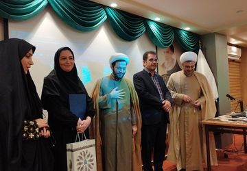 برگزاری مراسم تجلیل از بانوی ارمنی حامی وطن در دانشگاه جامع علمی کاربردی استان اصفهان