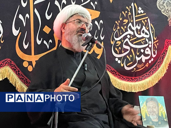 امام جمعه کاشمر در جمع عزاداران خانگی