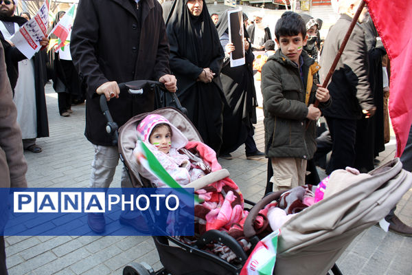 حس و حال نوجوانان در جشن چهل و ششمین سالگرد پیروزی انقلاب اسلامی 