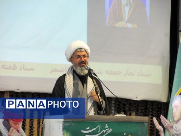 نمازجمعه با عطر شهید گمنام جان گرفت