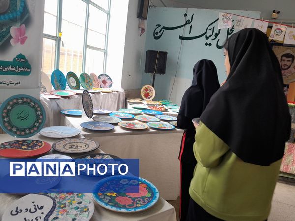 جشنواره فرهنگی هنری "امید فردا" در دبیرستان شاهد فیض ناحیه ۳ شیراز
