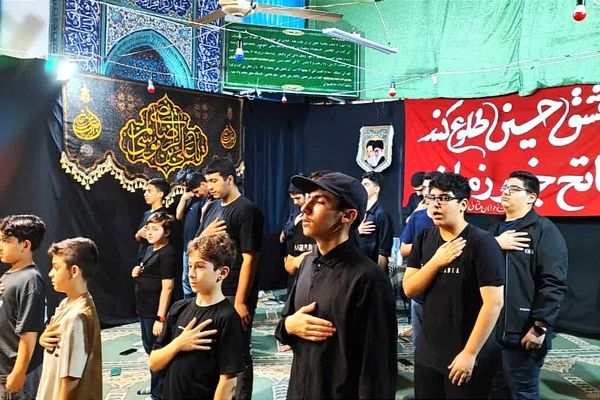 عزاداری نوجوانان عشاق‌ الرضا قائمشهر در سوگ حضرت علی اکبر(ع)