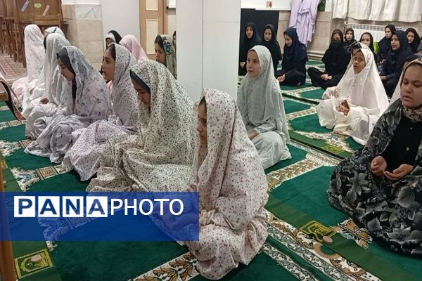 جلسه هفتگی توسل به آقا امام زمان (عج) در خوابگاه دخترانه شهید مجید دهنوی 