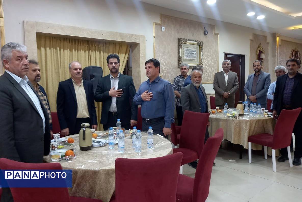 مراسم تجلیل از دبیران بازنشسته آموزش و پرورش در شهرستان تربت جام