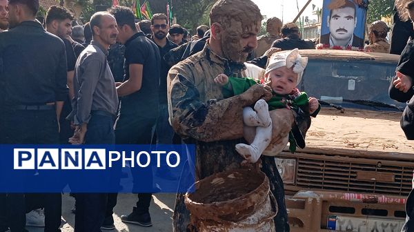 زنان و مردان بن در آیین گل‌زنی؛ هم‌نوا با کاروان کربلا