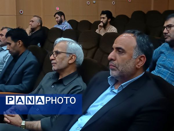 همایش و کارگاه های تبیین نهضت توسعه فضاهای آموزش و پرورش خراسان رضوی در نیشابور