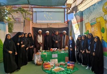 پویش دانش آموزی هر مدرسه یک موکب فاطمی  در شهرستان زرقان فارس 