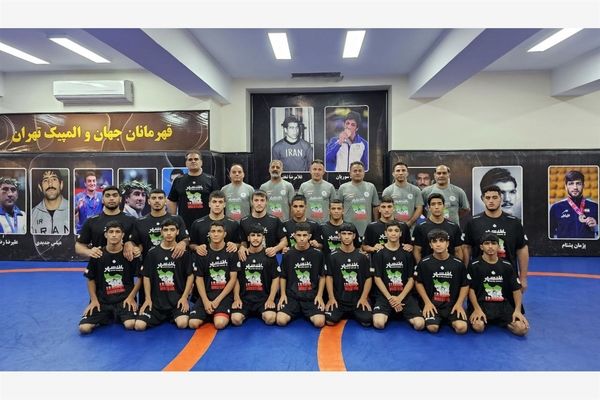 فرنگی کاران نوجوان کشور در آغوش سالن پیر کشتی پایتخت