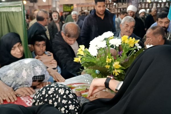 عطر حضور شهید گمنام در نماز جمعه فارسان