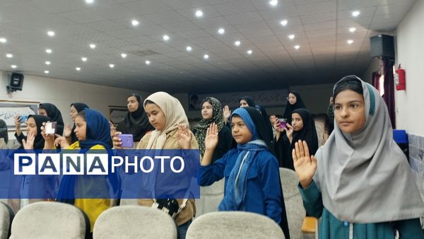 همایش مادر دختری ویژه خبرنگاران پانا شهرستان خلیل‌آباد 