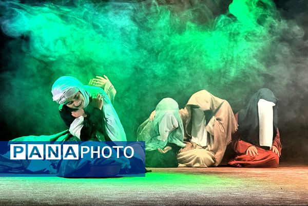 نمایش دختران آفتاب؛ دخترانی که راوی کربلا شدند