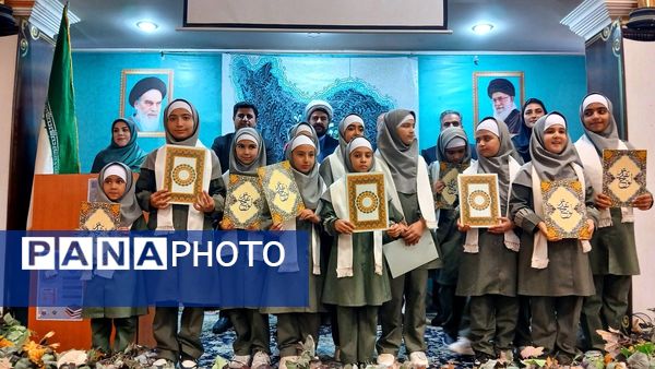 برگزاری ویژه‌برنامه هفته کتاب و کتابخوانی در آموزش و پرورش نظرآباد 