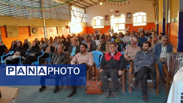 اولین جلسه و انتخابات انجمن اولیا و مربیان مدرسه محمودیه خیامی 11